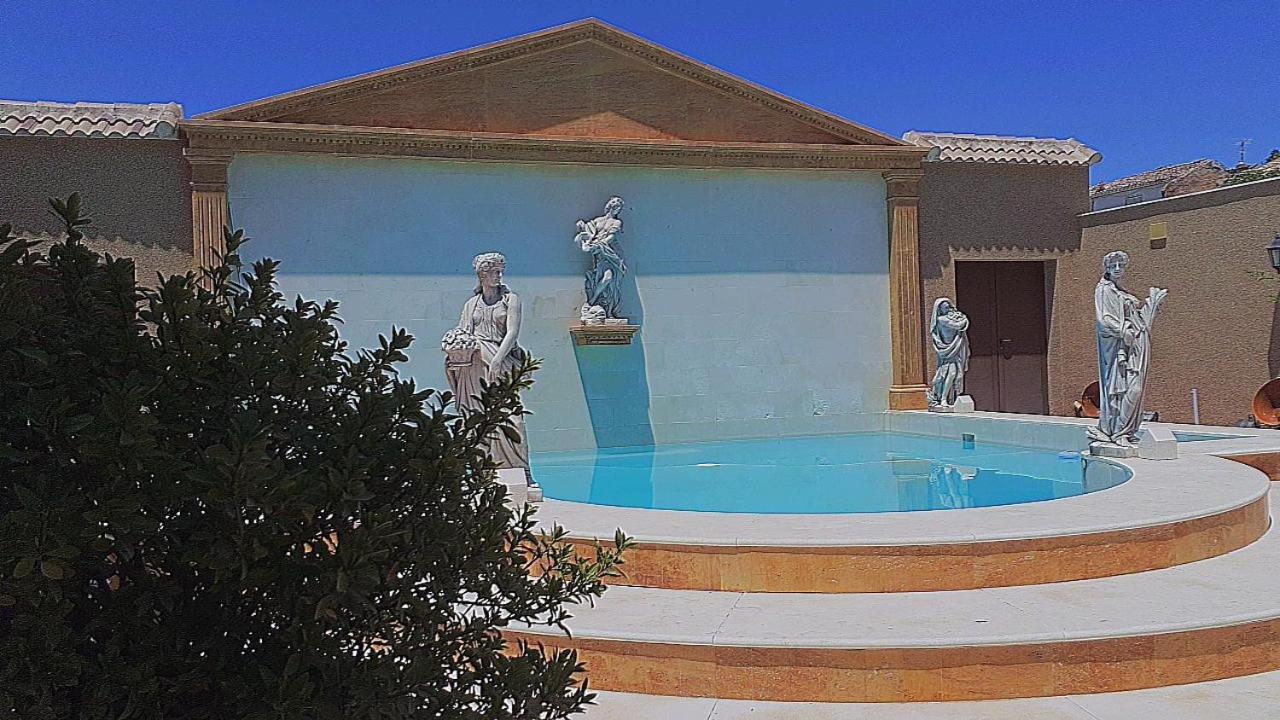 La Fuente Romana Campo-Nubes Εξωτερικό φωτογραφία